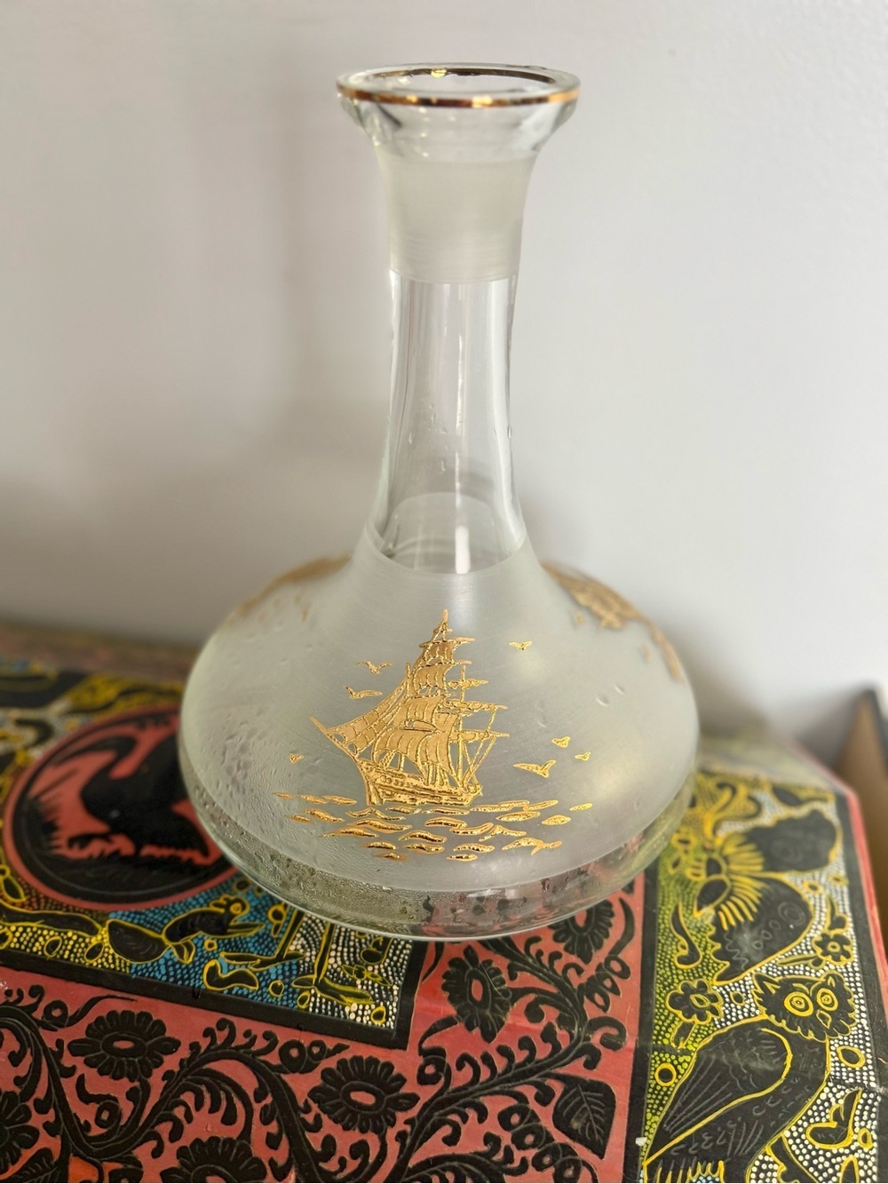 Rare Bohemia Crystal Decanter Frosted Glass with 22K Gold Nautical Design - Picture 8 of 10